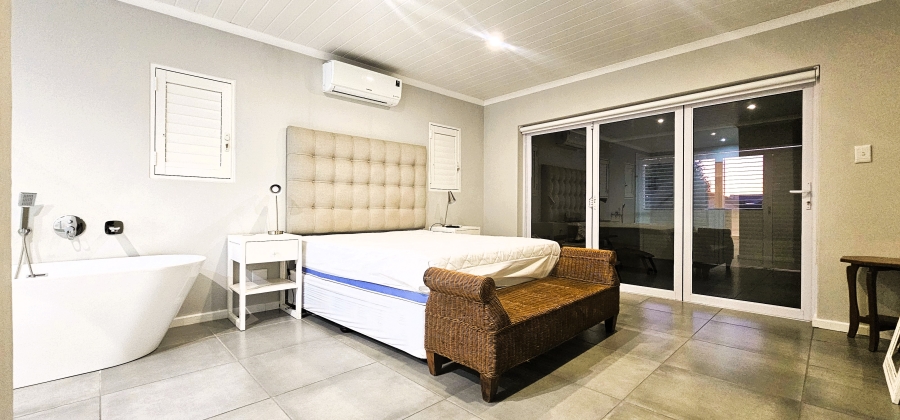 4 Bedroom Property for Sale in Myburgh Park Western Cape